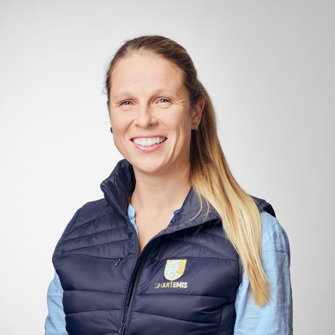 Dr. Anna Beer